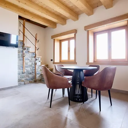 - Treeb Tramontana Lägenhet *